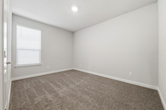 208 Irish Moss Drive, Fort Worth, TX 76052