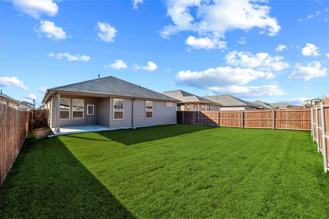 208 Irish Moss Drive, Fort Worth, TX 76052