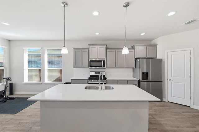 208 Irish Moss Drive, Fort Worth, TX 76052