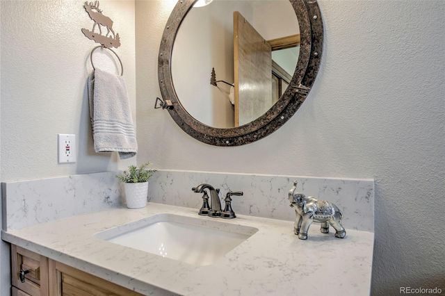 9 Crown Court, Dillon, CO 80435