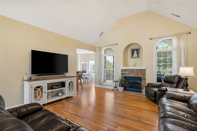 106 Woods Drive, West Union, SC 29696