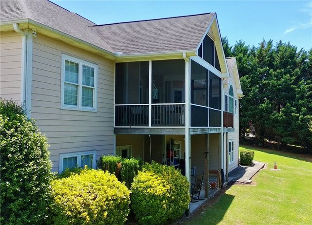 106 Woods Drive, West Union, SC 29696