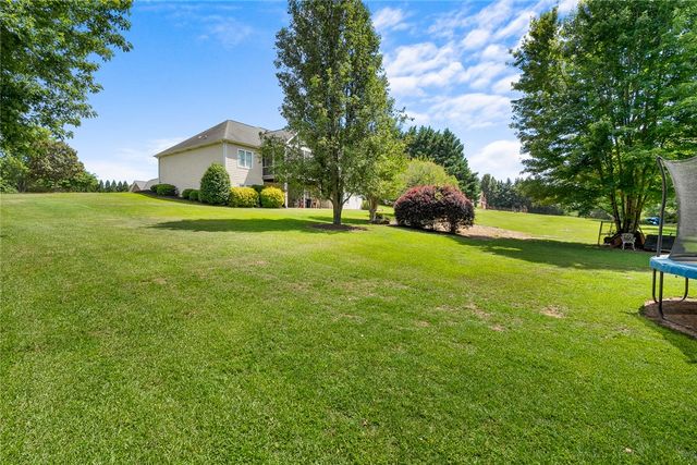 106 Woods Drive, West Union, SC 29696