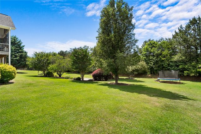 106 Woods Drive, West Union, SC 29696