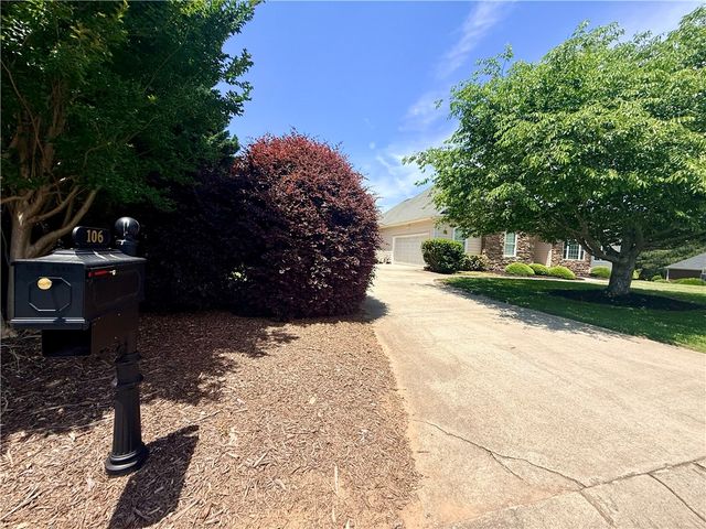 106 Woods Drive, West Union, SC 29696