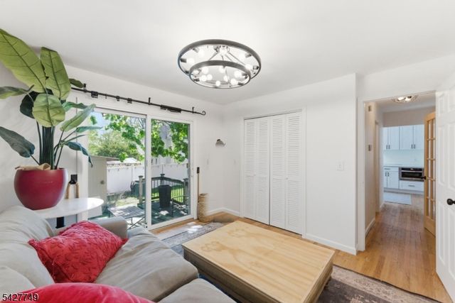 1115 Tuxedo Sq, Teaneck Twp., NJ 07666