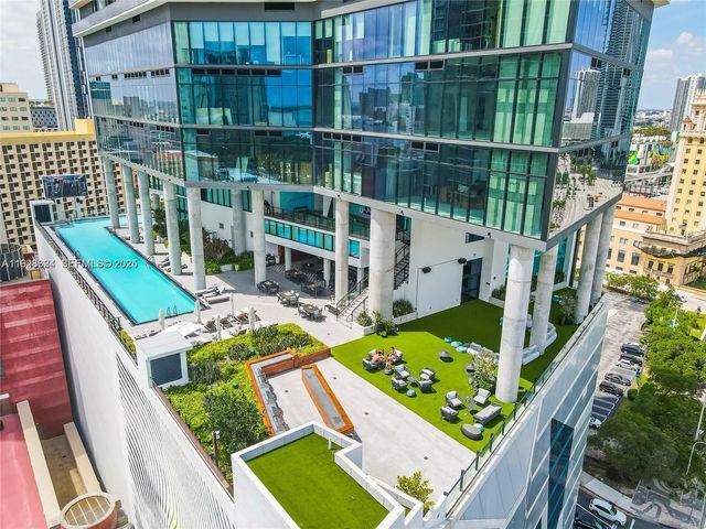 398 NE 5th St 2414, Miami, FL 33132