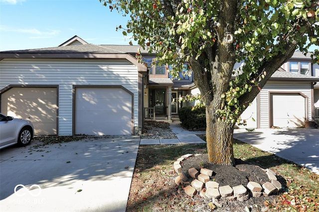 8528 Hague Road, Indianapolis, IN 46256