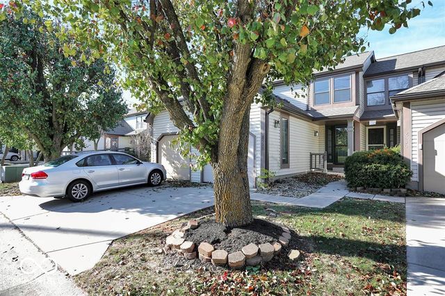 8528 Hague Road, Indianapolis, IN 46256