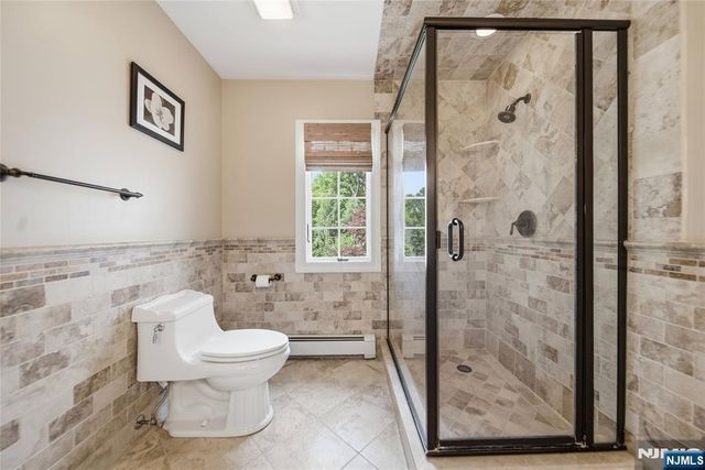 43 Walsh Drive, Mahwah, NJ 07430