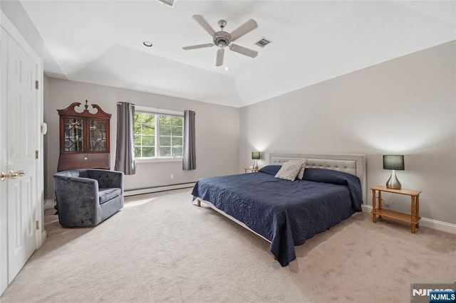 43 Walsh Drive, Mahwah, NJ 07430