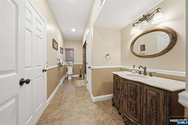 43 Walsh Drive, Mahwah, NJ 07430