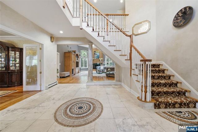 43 Walsh Drive, Mahwah, NJ 07430
