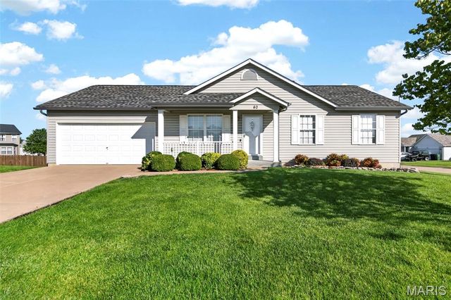40 Double Creek Court, Wentzville, MO 63385