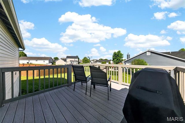 40 Double Creek Court, Wentzville, MO 63385