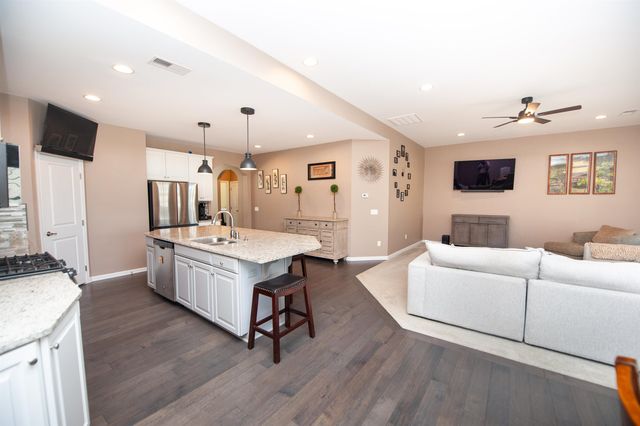 100 Fawn Hill Drive, Simpsonville, SC 29681