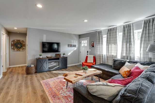 3221 Mountain View Drive, Chattanooga, TN 37419