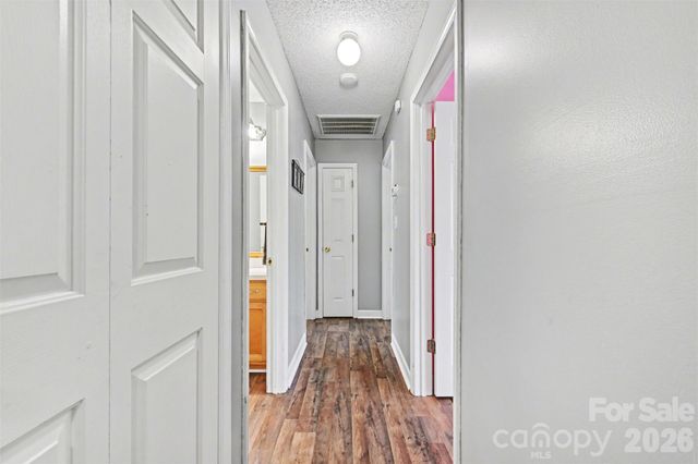 353 Woodlawn Avenue, Mount Holly, NC 28120