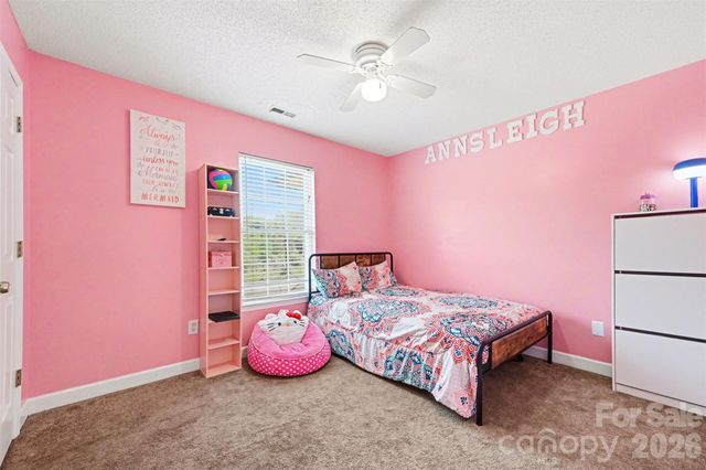 353 Woodlawn Avenue, Mount Holly, NC 28120