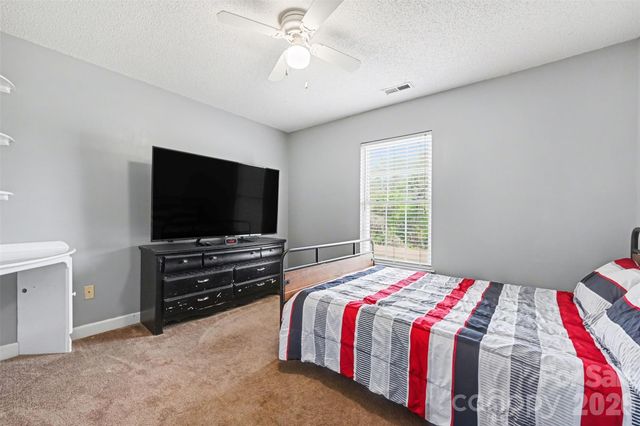 353 Woodlawn Avenue, Mount Holly, NC 28120