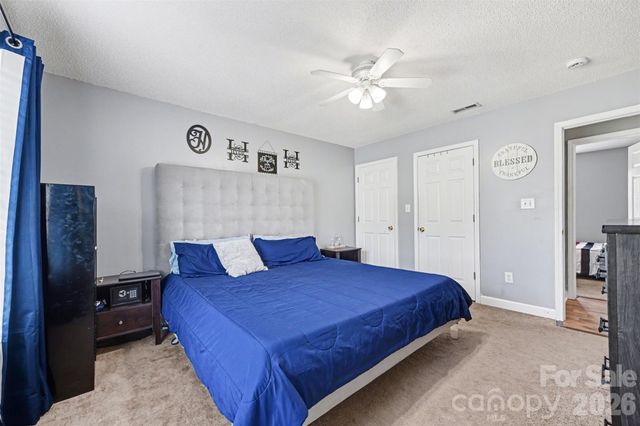 353 Woodlawn Avenue, Mount Holly, NC 28120