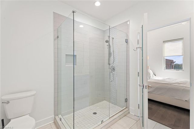 400 W 4th Street 508, Winston-salem, NC 27101