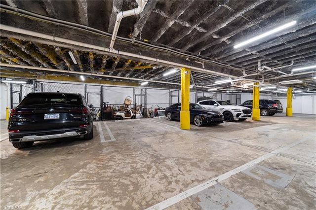 400 W 4th Street 508, Winston-salem, NC 27101