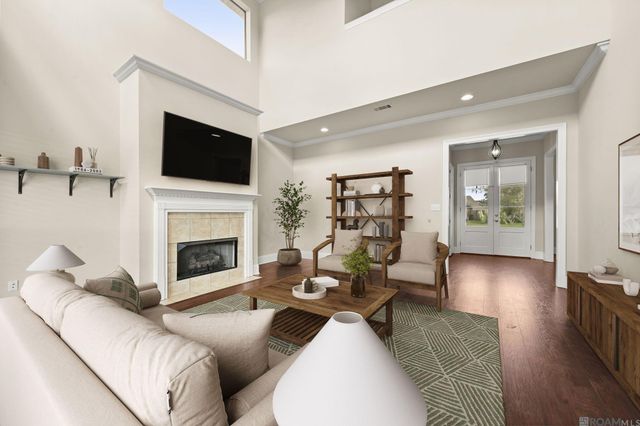 11372 Pleasant Knoll Dr, Denham Springs, LA 70726