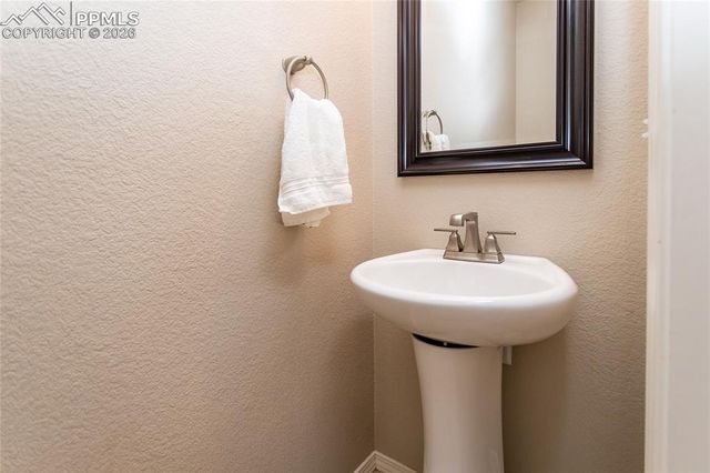 1534 York Road, Colorado Springs, CO 80918