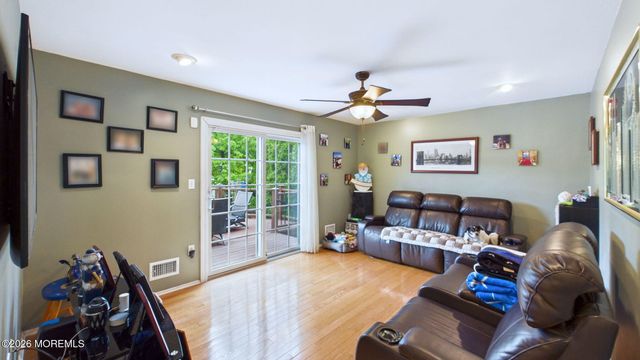21 Netty Street, Howell, NJ 07731