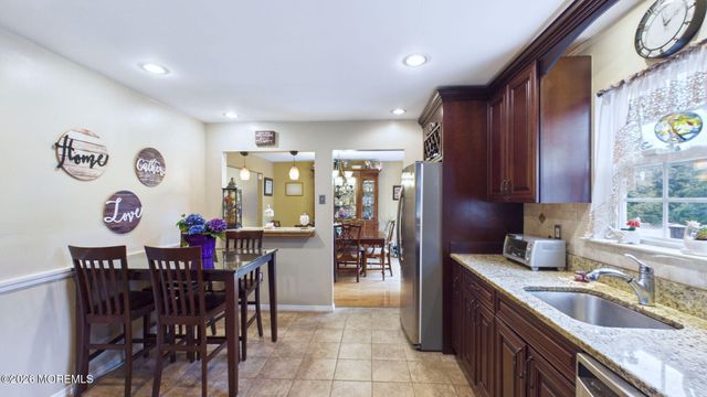 21 Netty Street, Howell, NJ 07731