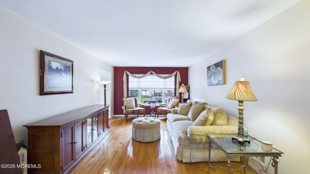 21 Netty Street, Howell, NJ 07731