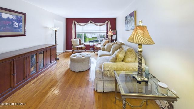 21 Netty Street, Howell, NJ 07731