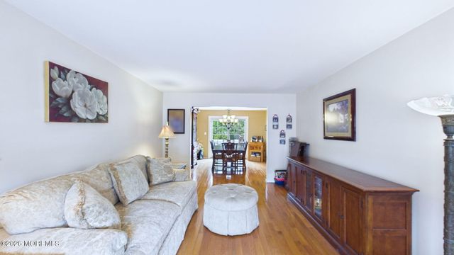 21 Netty Street, Howell, NJ 07731