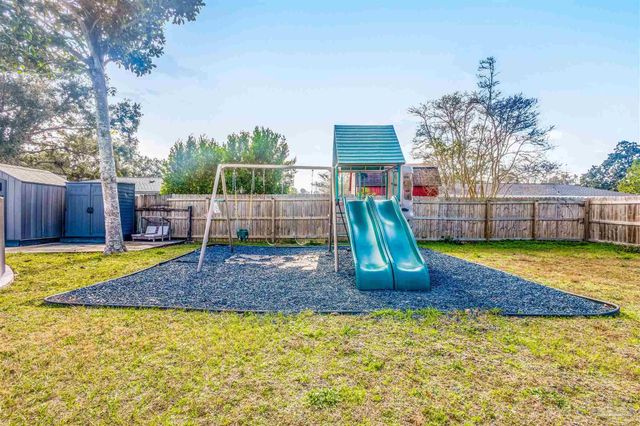 4261 Obregon Dr, Pensacola, FL 32504