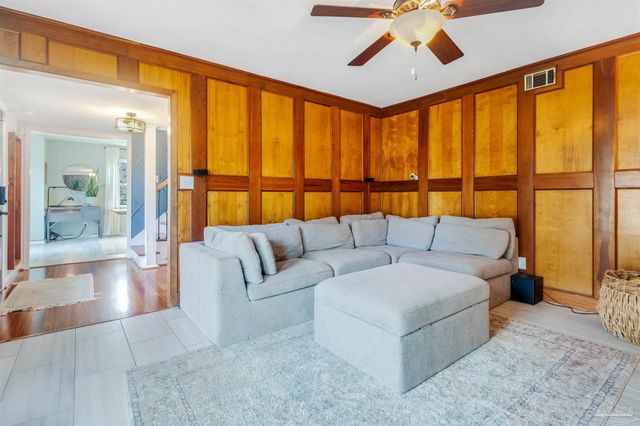 4261 Obregon Dr, Pensacola, FL 32504