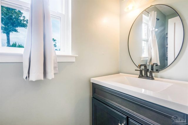 4261 Obregon Dr, Pensacola, FL 32504