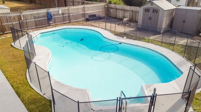 4261 Obregon Dr, Pensacola, FL 32504