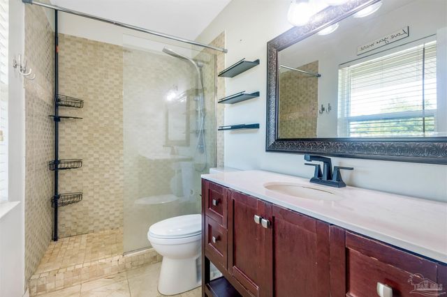 4261 Obregon Dr, Pensacola, FL 32504