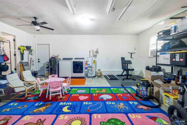 4261 Obregon Dr, Pensacola, FL 32504