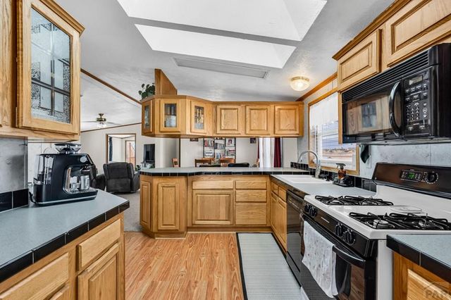 340 12th St, Penrose, CO 81240