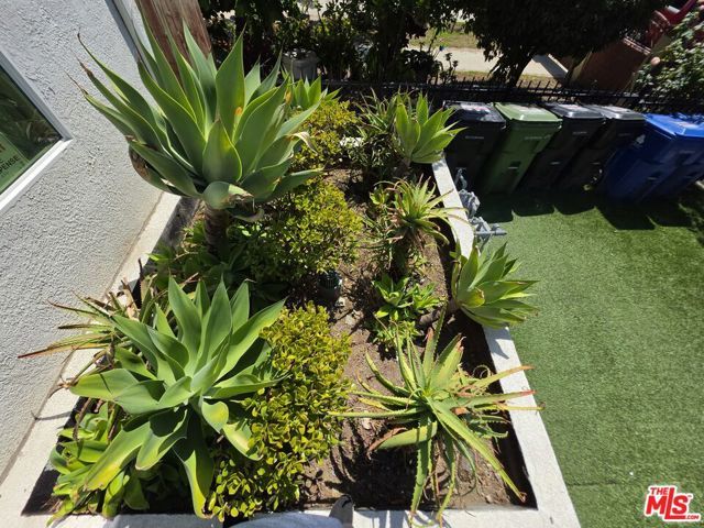 4422 S Wilton Place, Los Angeles, CA 90062