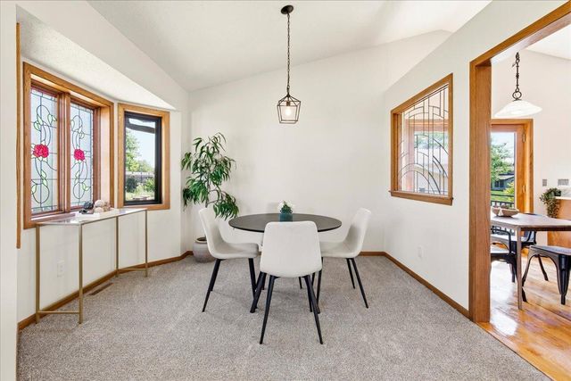 3836 Westbury Lane, Eagan, MN 55123