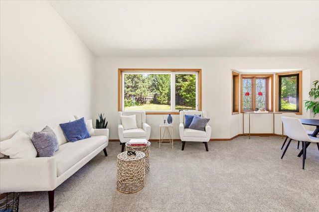3836 Westbury Lane, Eagan, MN 55123