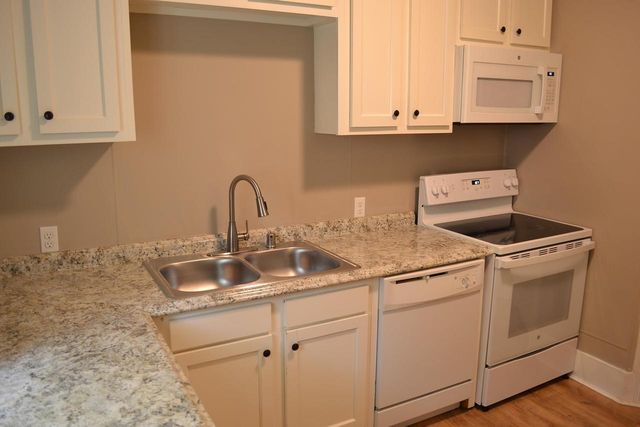 440 CHURCH AVENUE, Oshkosh, WI 54901