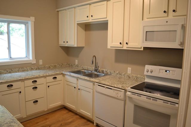 440 CHURCH AVENUE, Oshkosh, WI 54901