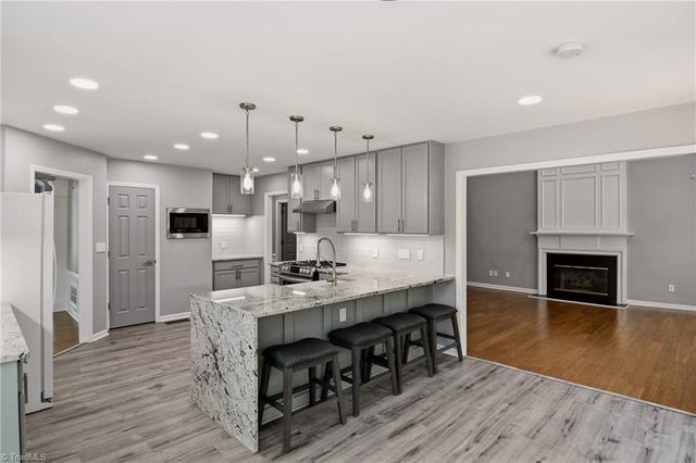 1406 Spring Tree Court, High Point, NC 27265