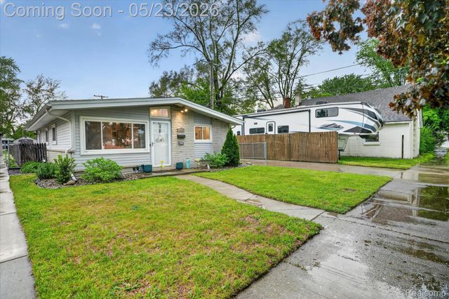 19033 Gillman Street, Livonia, MI 48152