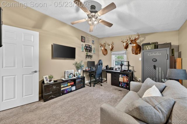19033 Gillman Street, Livonia, MI 48152