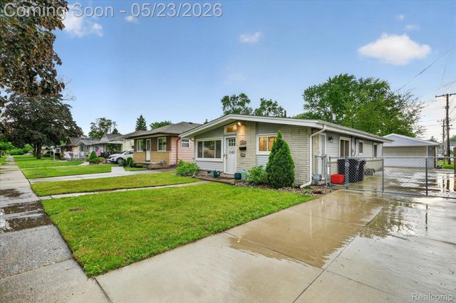 19033 Gillman Street, Livonia, MI 48152